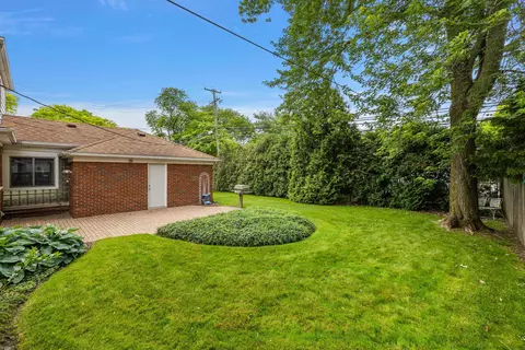 1437 Torrey, Grosse Pointe Woods, MI 48236 photo 49