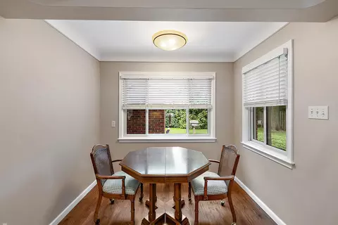1437 Torrey, Grosse Pointe Woods, MI 48236 photo 21