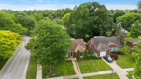 1437 Torrey, Grosse Pointe Woods, MI 48236 photo 55