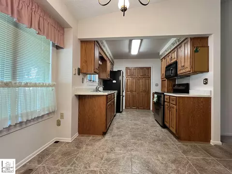 2184 Old Hickory, Davison, MI 48423 photo 3