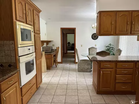 Kitchen - 14449 Timbers, Carleton, MI 48117 photo 1 of 3