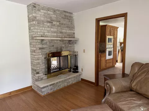 Living - 14449 Timbers, Carleton, MI 48117 photo 5 of 8