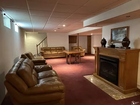 Living - 14449 Timbers, Carleton, MI 48117 photo 8 of 8