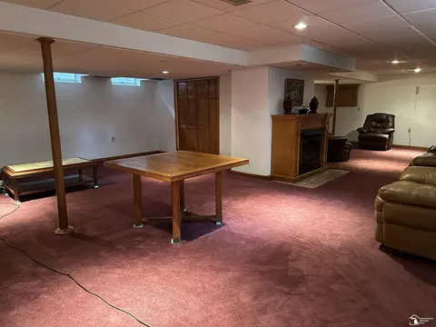 Living - 14449 Timbers, Carleton, MI 48117 photo 7 of 8
