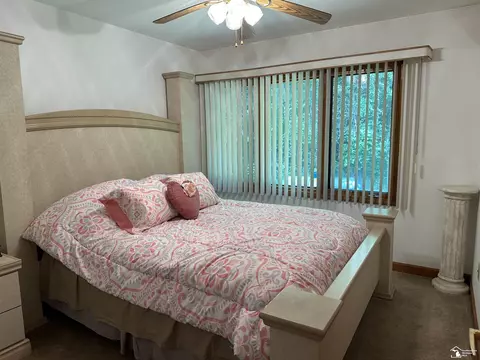 Bedroom - 14449 Timbers, Carleton, MI 48117 photo 3 of 5