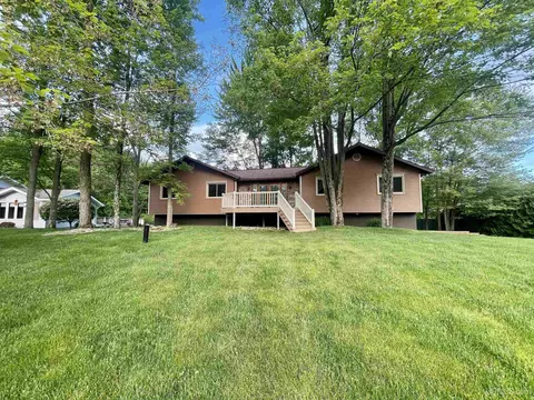 6745 View 175, Escanaba, MI 49829