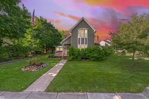 35000 Park, Richmond, MI 48062