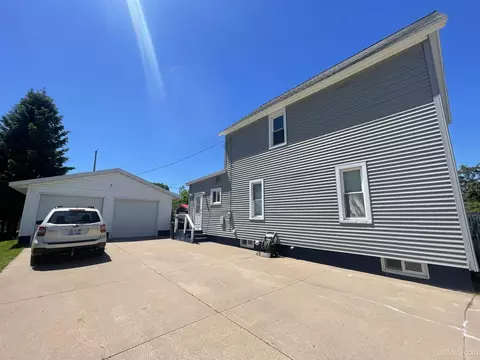 640 Iron, Ishpeming, MI 49849 photo 6