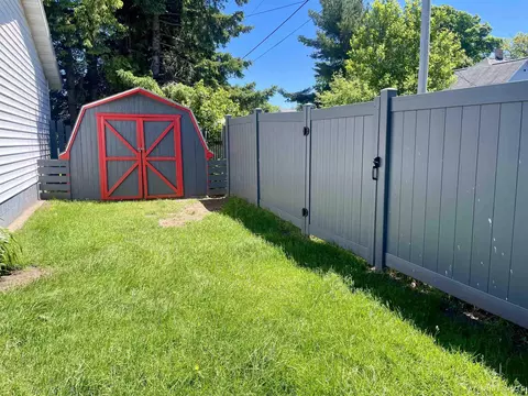 640 Iron, Ishpeming, MI 49849 photo 17