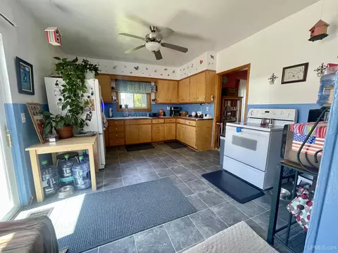 640 Iron, Ishpeming, MI 49849 photo 32