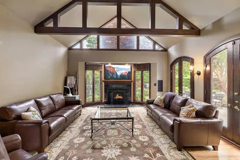 1104 Yorkshire, Grosse Pointe Park, MI 48230 photo 32