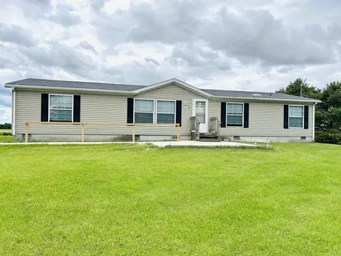 2257 N Fraser, Pinconning, MI 48650