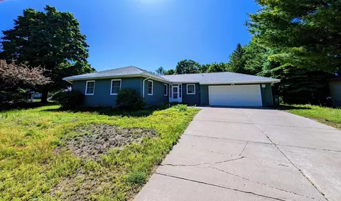 19 Specker, Marquette, MI 49855