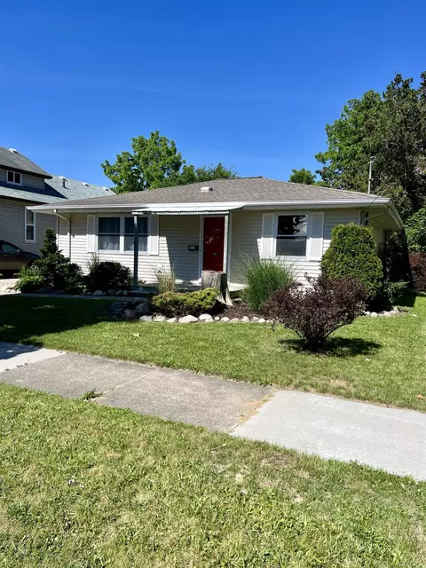 821 Wright, Saginaw, MI 48602