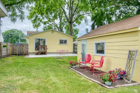 Exterior - 621 Grover, Owosso, MI 48867 photo 2 of 2