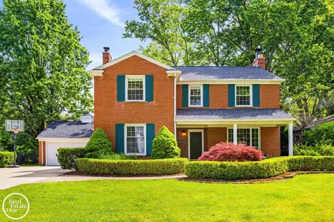 1022 Whittier, Grosse Pointe Park, MI 48230