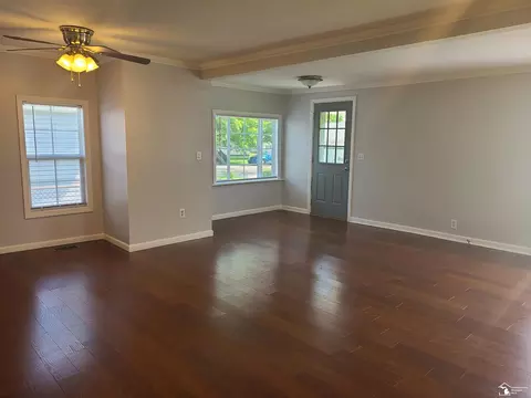 Living - 3129 Maplewood, Monroe, MI 48162 photo 1 of 2