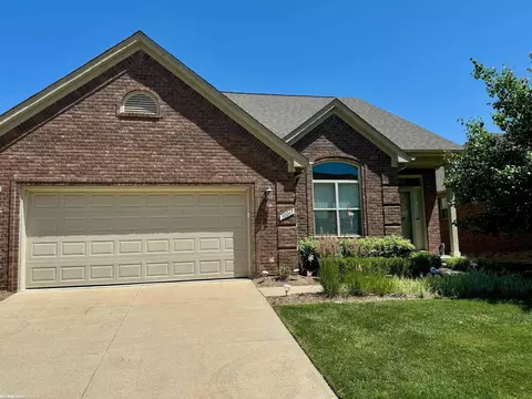 30047 Trailwood, Warren, MI 48092