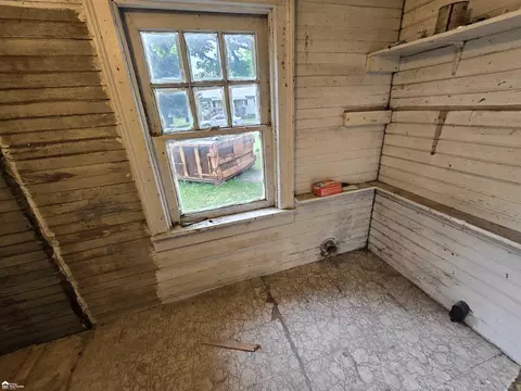 Bath - 223 N Main, Bancroft, MI 48414 photo 5 of 5