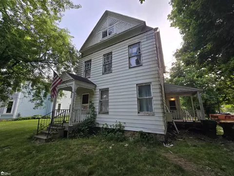223 N Main, Bancroft, MI 48414