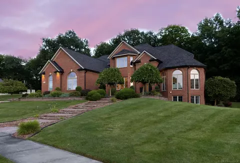 3260 Creekview Dr, Davison, MI 48423