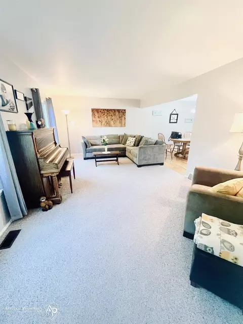 322 Amesbury, Davison, MI 48423 photo 7
