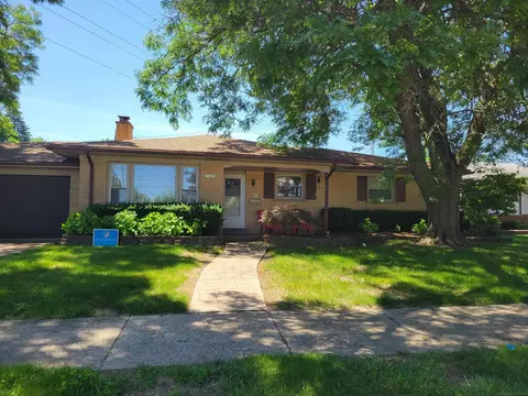 31025 Lund, Warren, MI 48093