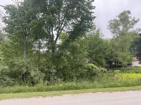 193 Greensboro, Gladwin, MI 48624 photo 3
