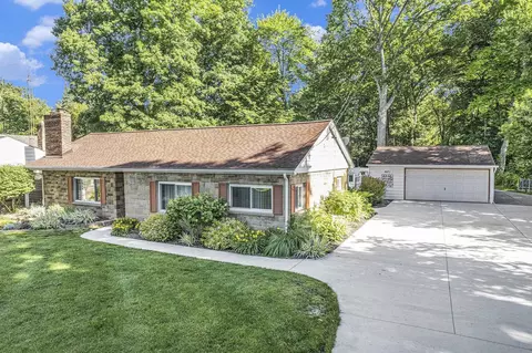 4471 Mollwood, Flint, MI 48506