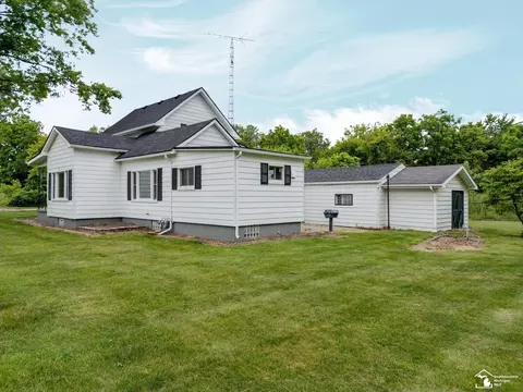 Exterior - 12736 Hand, Carleton, MI 48117 photo 6 of 7