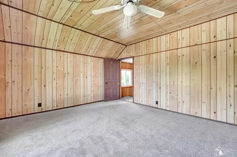 Bedroom - 12736 Hand, Carleton, MI 48117 photo 4 of 8