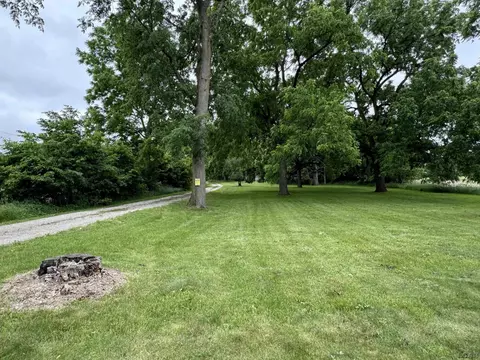 2677 Sutton, Adrian, MI 49221