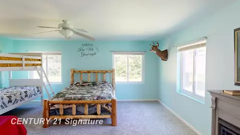 Bedroom - 618 Eola, Harrison, MI 48625 photo 1 of 2