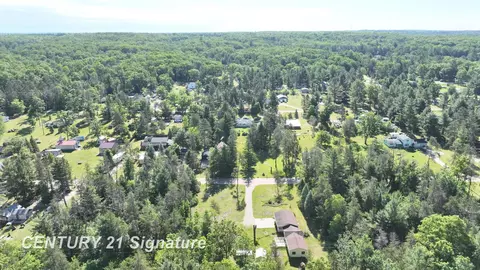View/Area - 618 Eola, Harrison, MI 48625 photo 7 of 11