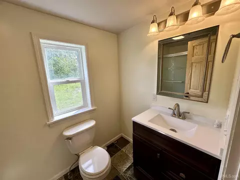 Bath - 5551 275, Brampton, MI 49837 photo 1 of 3