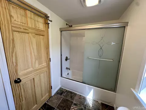 Bath - 5551 275, Brampton, MI 49837 photo 2 of 3