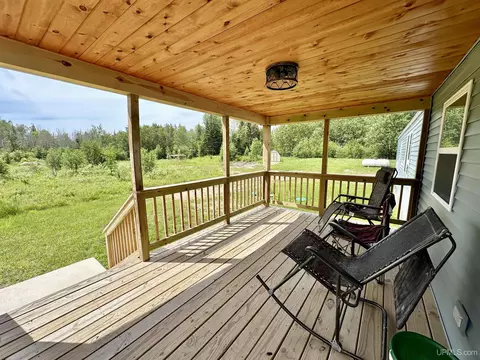 Exterior - 5551 275, Brampton, MI 49837 photo 3 of 6