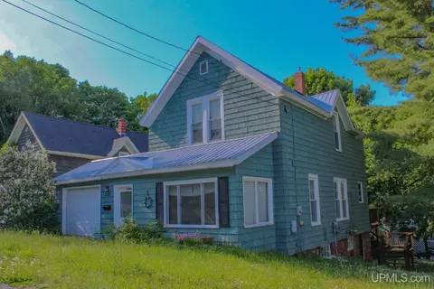 1212 5th, Houghton, MI 49931