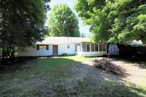 Exterior - 1392 W Judd, Flint, MI 48507 photo 4 of 7