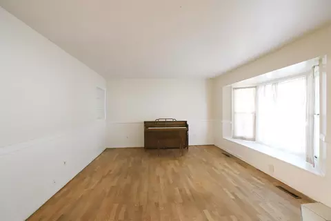 Living - 1392 W Judd, Flint, MI 48507 photo 1 of 3