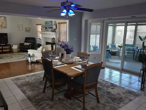 Dining - 50087 Middle Riv, Macomb, MI 48044 photo 5 of 5
