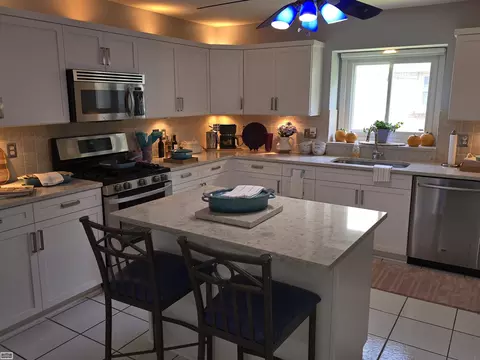 Kitchen - 50087 Middle Riv, Macomb, MI 48044 photo 2 of 3