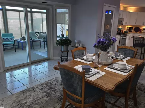 Dining - 50087 Middle Riv, Macomb, MI 48044 photo 4 of 5