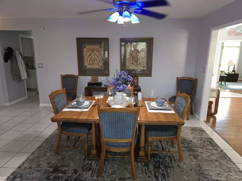 Dining - 50087 Middle Riv, Macomb, MI 48044 photo 2 of 5