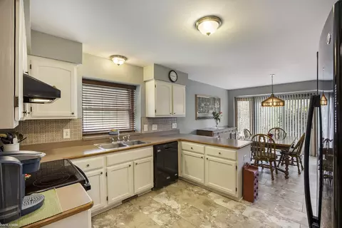 Kitchen - 16059 Violet, Macomb, MI 48042 photo 2 of 3