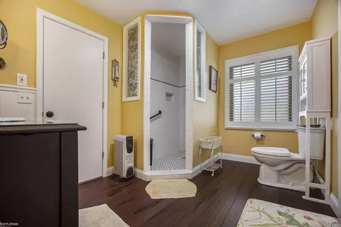 Bath - 16059 Violet, Macomb, MI 48042 photo 2 of 4
