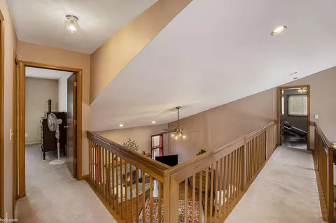 Entry Way - 16059 Violet, Macomb, MI 48042 photo 2 of 2