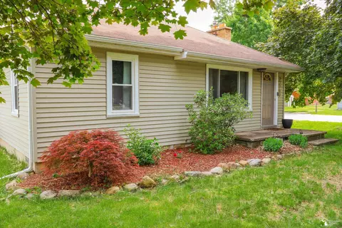 23780 Carter, Brownstown Twp, MI 48183