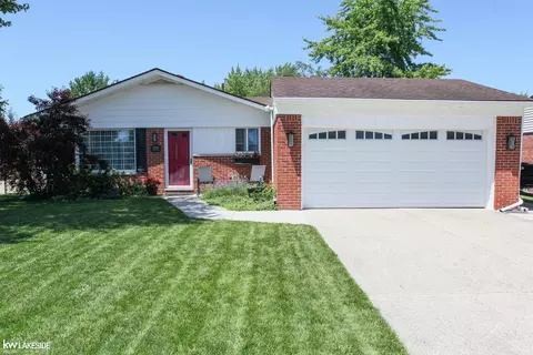 35343 Lucinda, Clinton Township, MI 48035