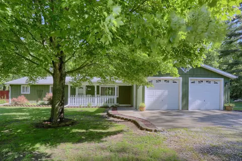 6072 Rynn Rd, Clyde, MI 48049